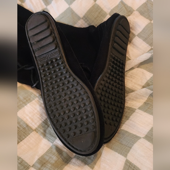 Minnetonka Moccasin Black Fringe Knee-High Women's Boots Lace Up - Picture 7 of 11